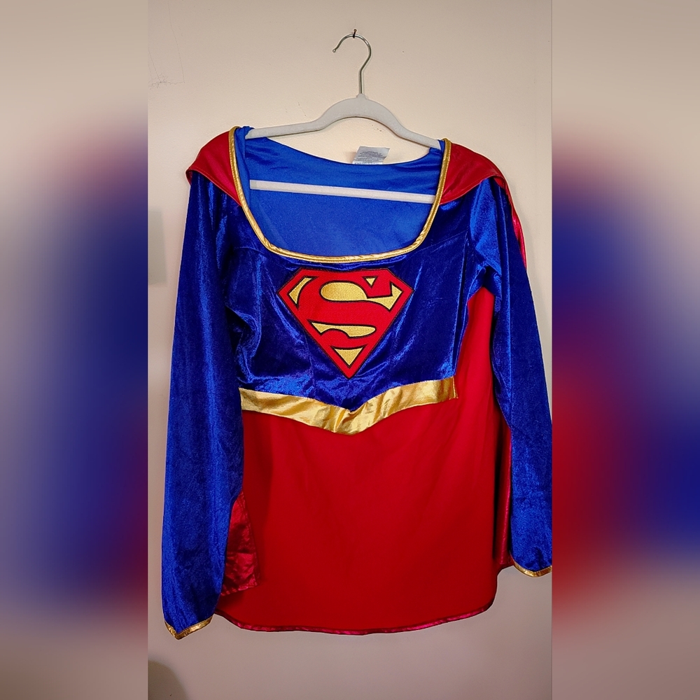 🦸‍♀️ Kids Supergirl Costume with Accessories 🦸‍♀️ - Picture 3 of 13